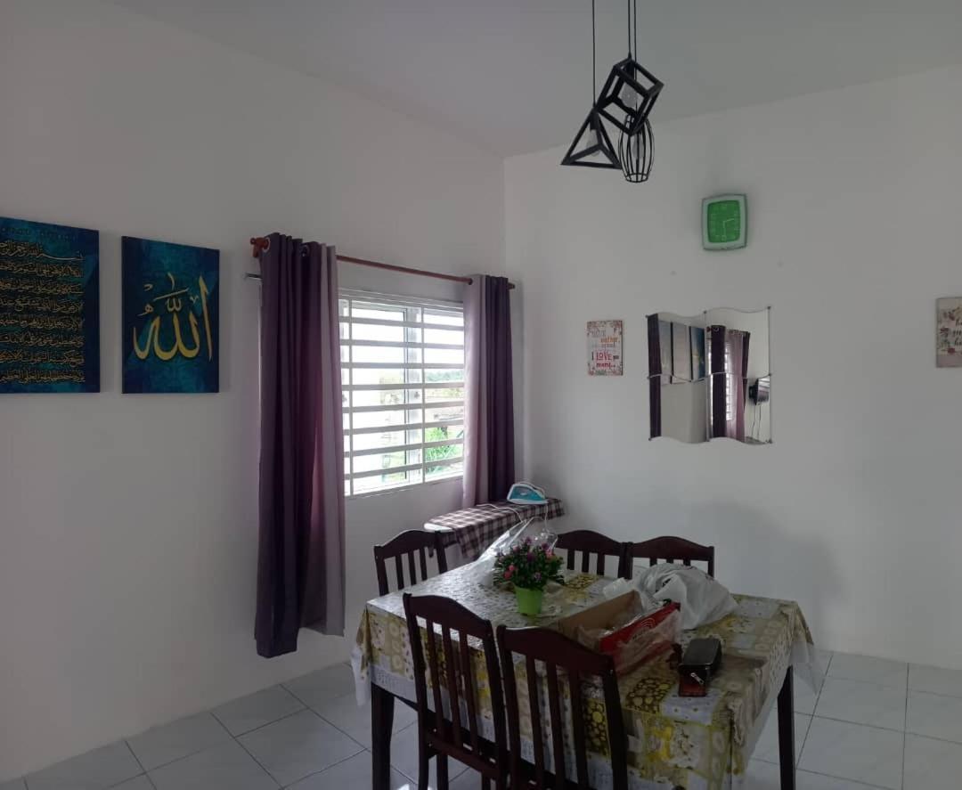 Homestay D'Mama Ifor Muslimi 탄중 말림 외부 사진