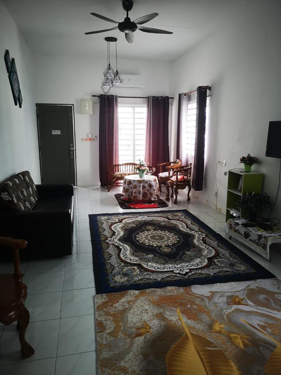 Homestay D'Mama Ifor Muslimi 탄중 말림 객실 사진